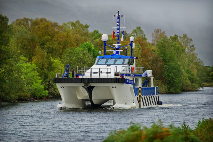 Kitty Petra, Caledonian Canal