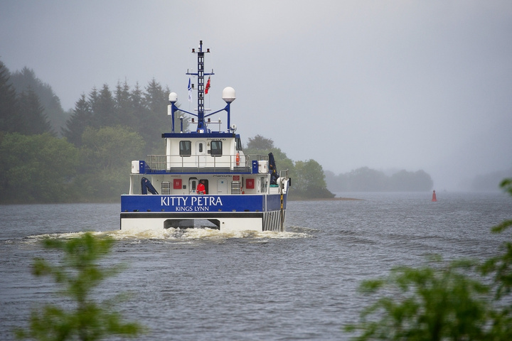 Kitty Petra, Caledonian Canal