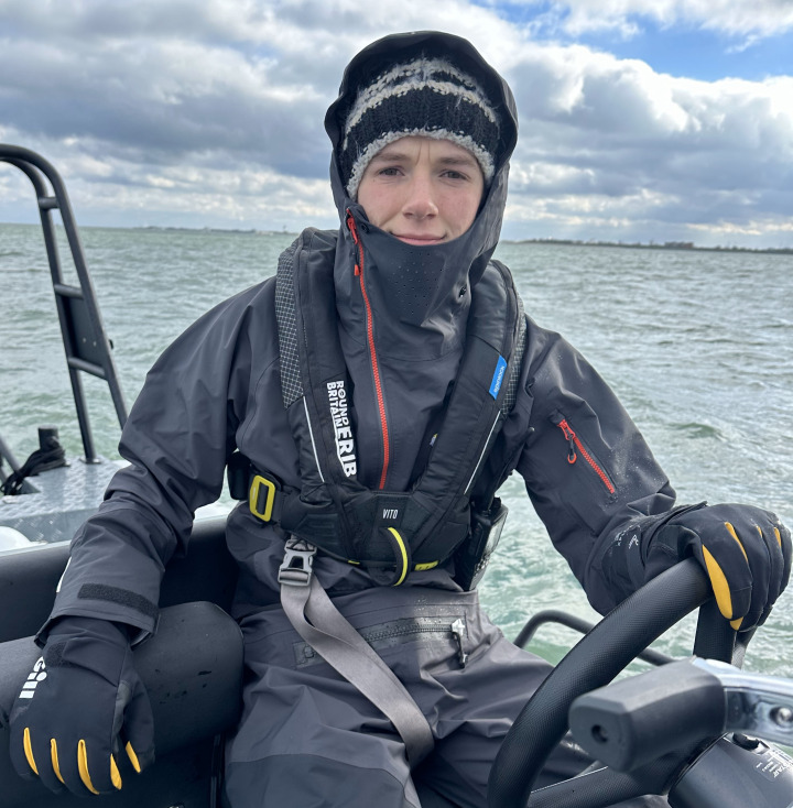 Young adventurer arrives in Wells